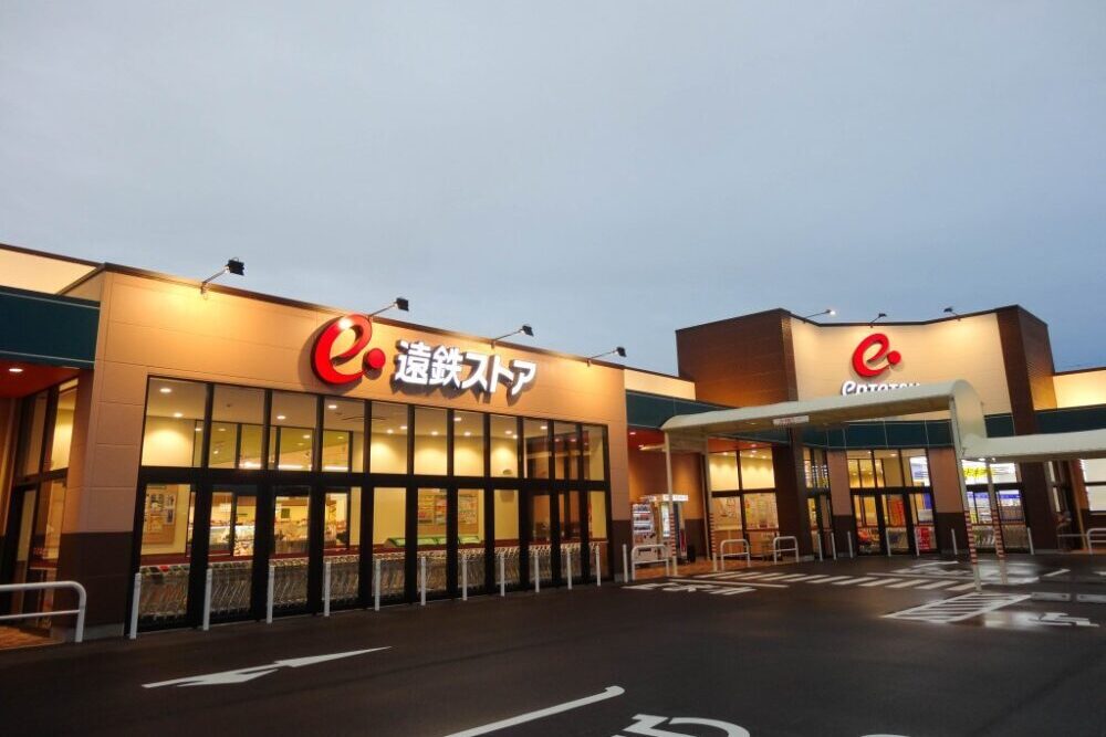 セニアカーでスーパーへ買い物